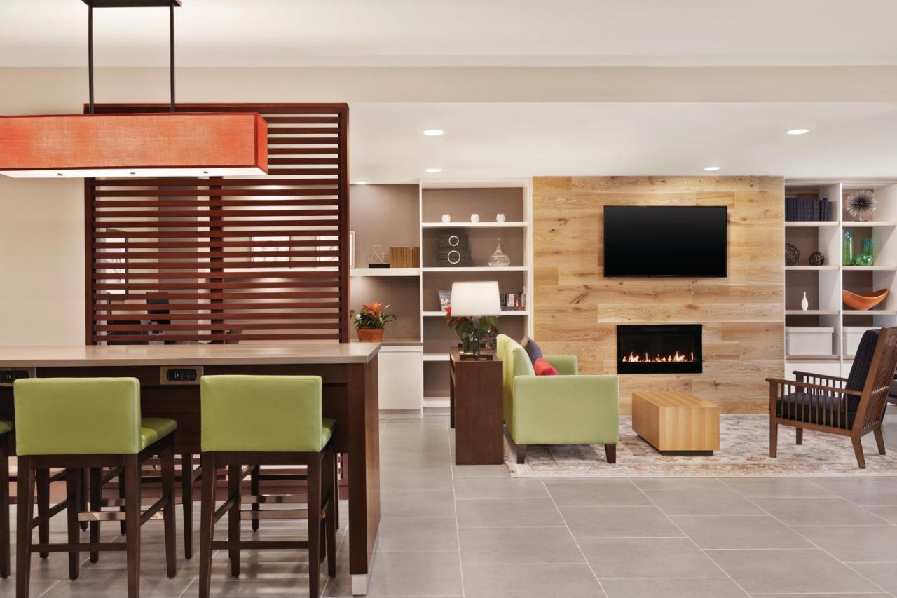 Country Inn & Suites By Radisson, Belleville, On Экстерьер фото